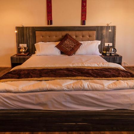 Sindhu Residency Hotel She Exterior foto